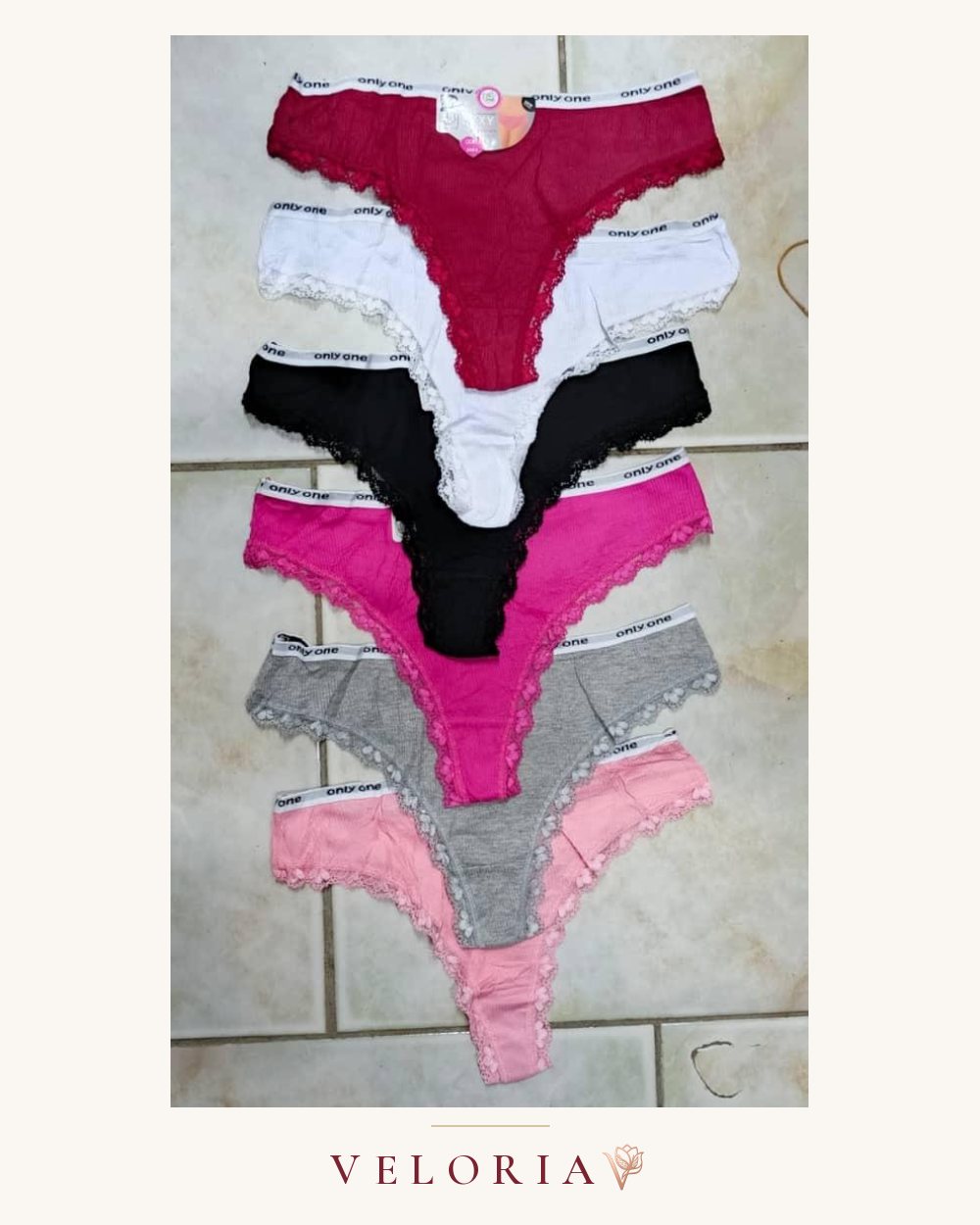 Culotte échancrée dentelle